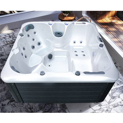 Un bain à remous moderne pour 5 personnes avec 26 jets et le système Balboa BP